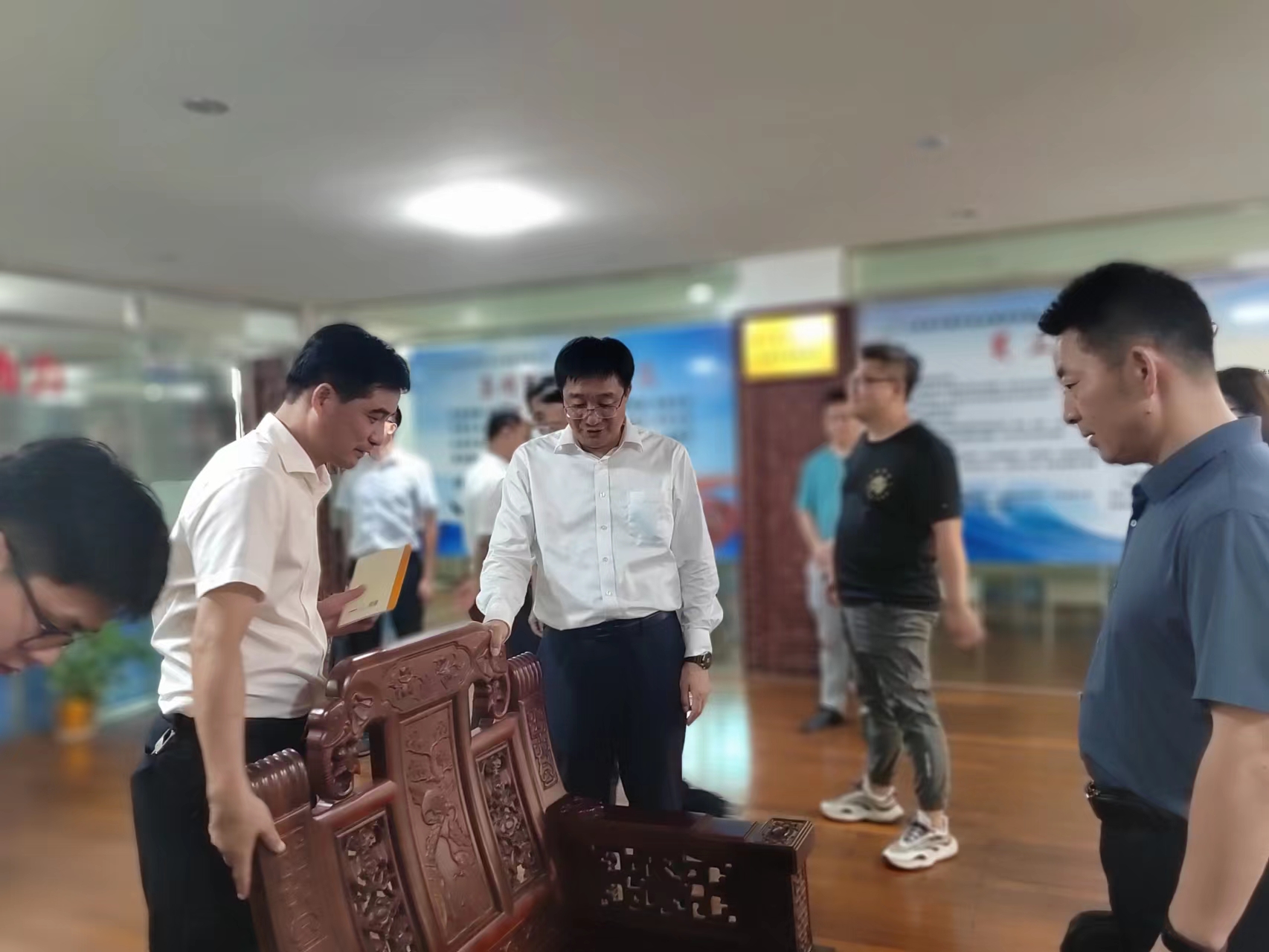 抚州市委副书记、市长高世文来我公司视察指导工作